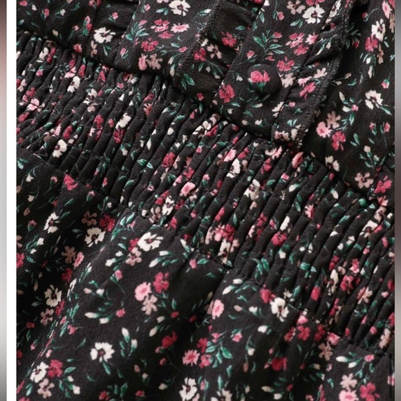 BloomChic Plus Size XL Plus Size Black Ditsy Floral Shirred Frill Trim Blouse - Picture 6 of 9